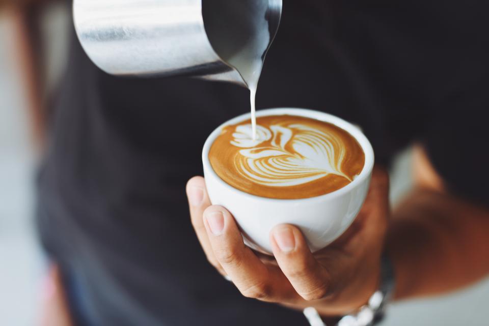 Should The Golden Roast extend their hours?